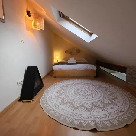 Apartamento A Little Nest At The Floor *